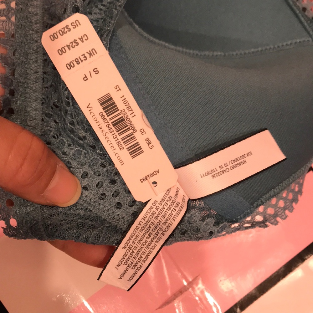 VS ⚜️ Victoria’s Secret Racerback Padded Bralette - Picture 6 of 6